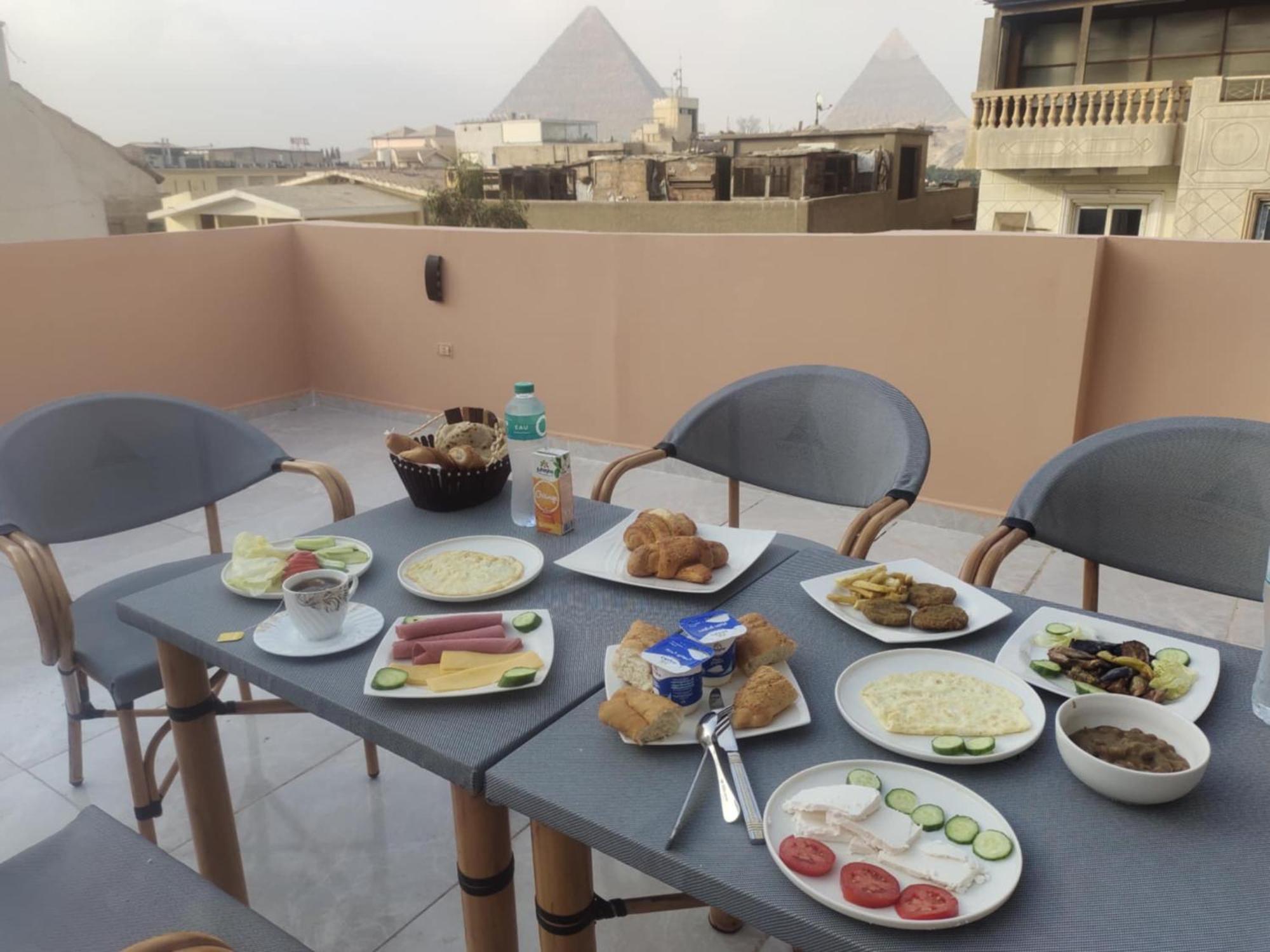 Pyramids Way Inn Kafret el-Gabal Exterior foto