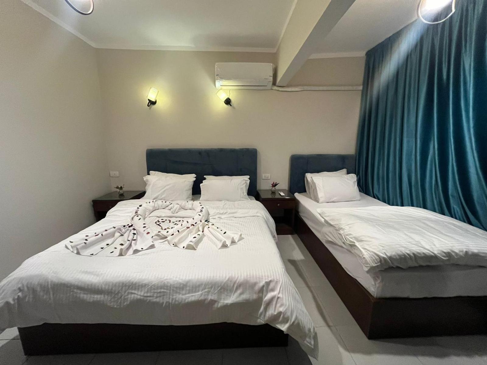 Pyramids Way Inn Kafret el-Gabal Exterior foto